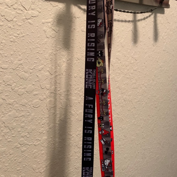 3/$10 Universal pass holders - Picture 2 of 2